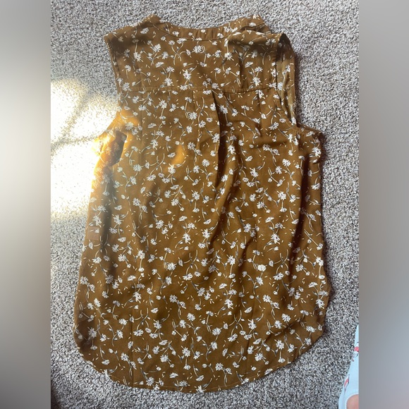 FLORAL TOP - Picture 3 of 3